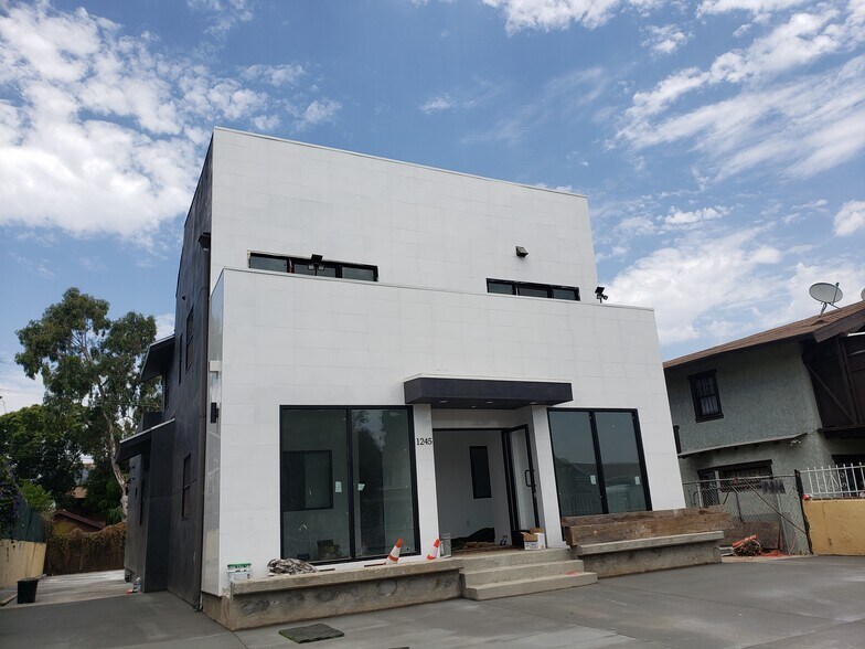 Primary Photo Of 1245 Crenshaw Blvd, Los Angeles Apartments For Sale