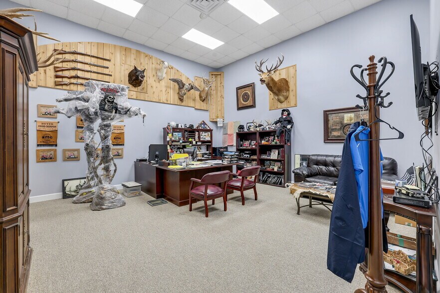 More Photos Of 19650 Ramblewood Dr, Humble Distribution For Sale