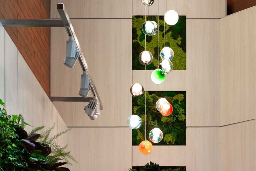 More Photos Of 11010 101 St NW, Edmonton Medical For Lease