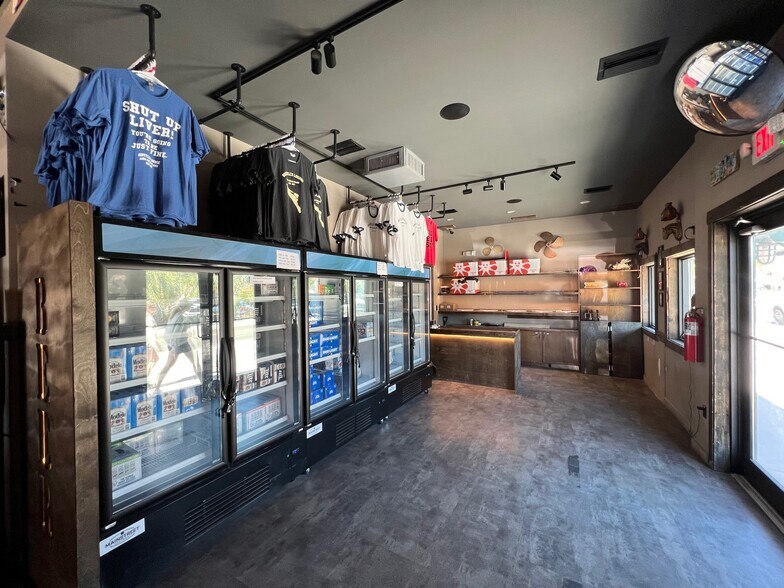More Photos Of 10002 Gulf Dr, Anna Maria Bar For Sale