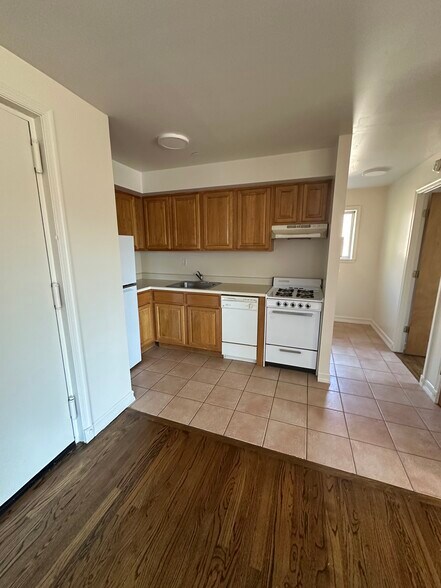 More Photos Of 43-26 53rd St, Woodside Apartments For Sale