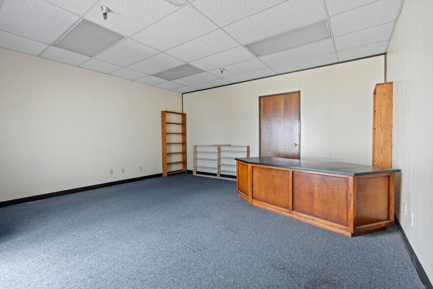 More Photos Of 216 W Perkins St, Ukiah Office For Sale