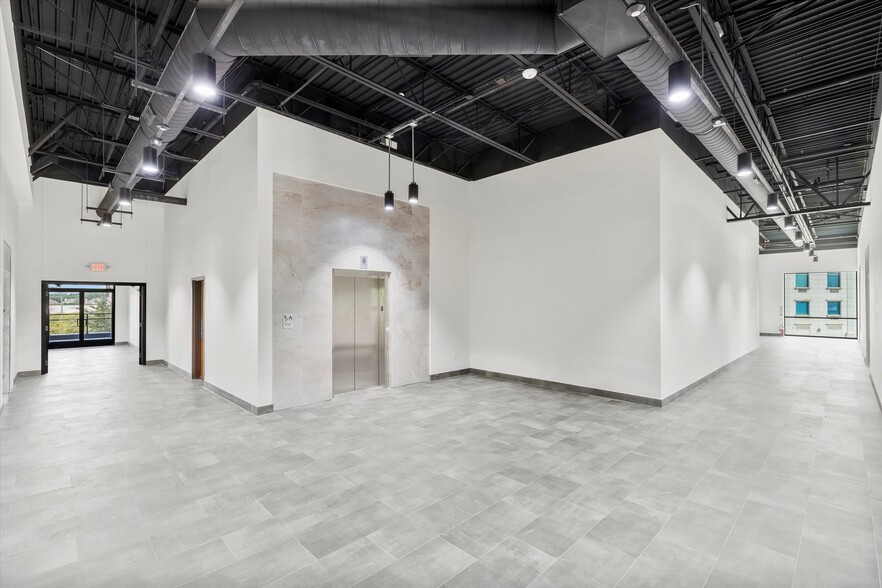 More Photos Of 2660 Old Denton Rd, Carrollton Unknown For Lease