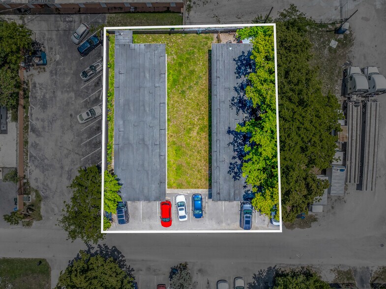 More Photos Of 3932 SW 12th Pl, Fort Lauderdale Apartments For Sale