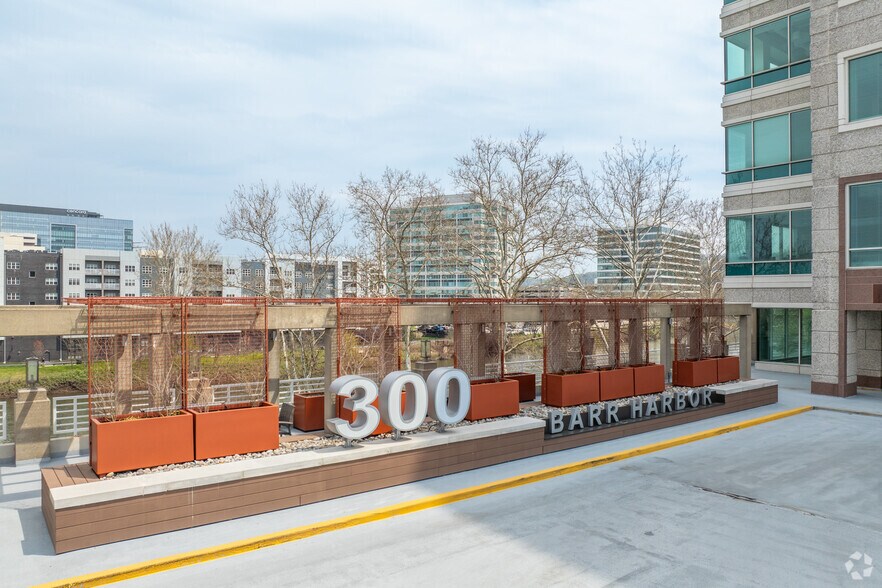 More Photos Of 300 Barr Harbor Dr, West Conshohocken Office For Lease