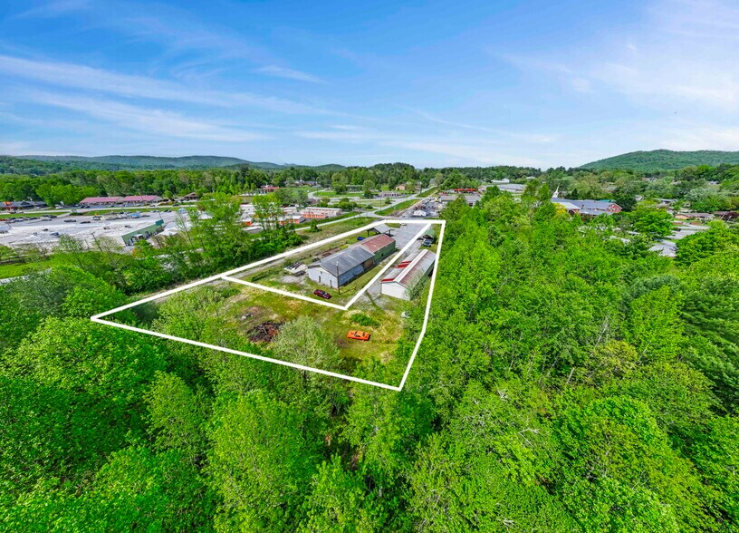 More Photos Of 5 Etowah School Rd, Etowah Warehouse For Sale