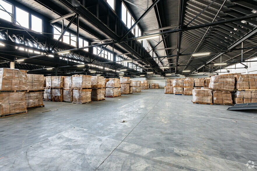 More Photos Of 110 N Third Ave, Upland Warehouse For Sale