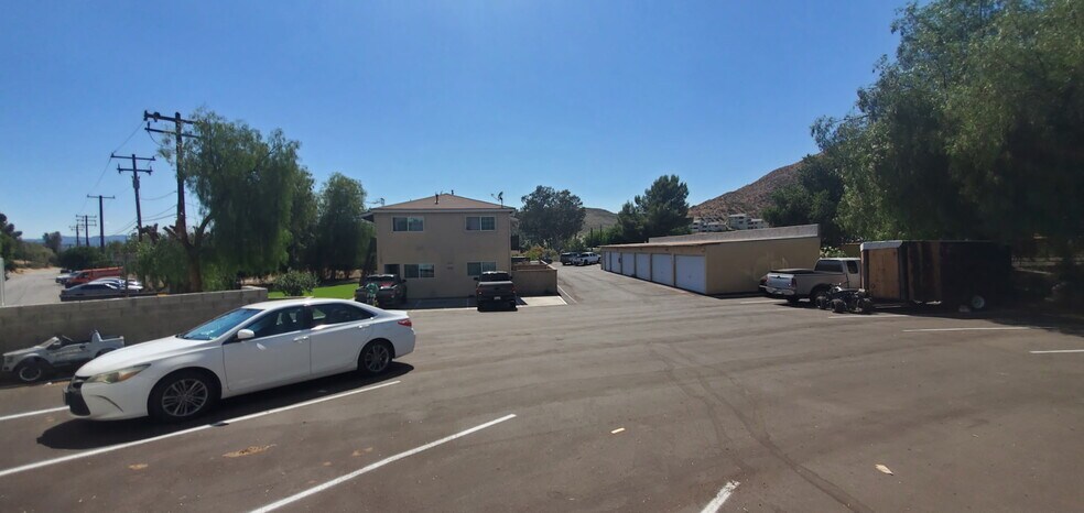More Photos Of 17717 Scherzinger Ln, Santa Clarita Apartments For Sale