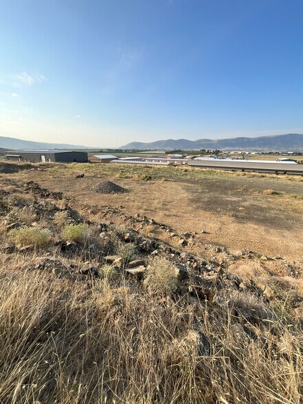 More Photos Of 501 Urban Industrial Way, East Wenatchee Land For Sale