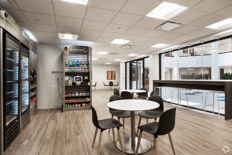 More Photos Of 30 Independence Blvd, Warren Office For Lease