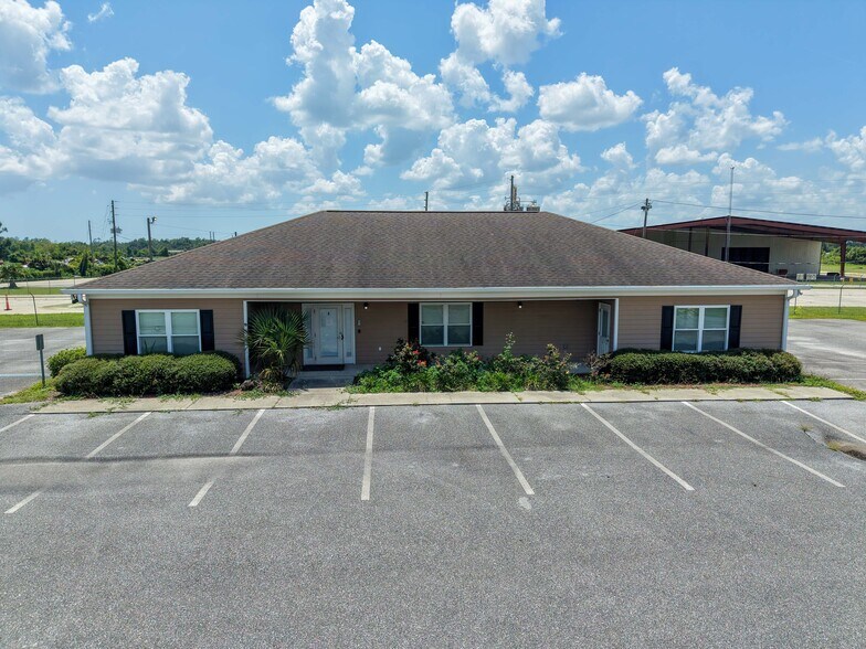 More Photos Of 1509 S Byron Butler Pky, Perry Manufacturing For Sale