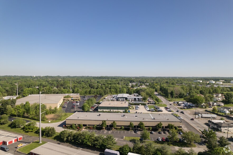 More Photos Of 2540 Market St, Aston Flex For Lease