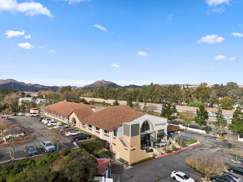 More Photos Of 1714 Newbury Rd, Newbury Park General Retail For Lease