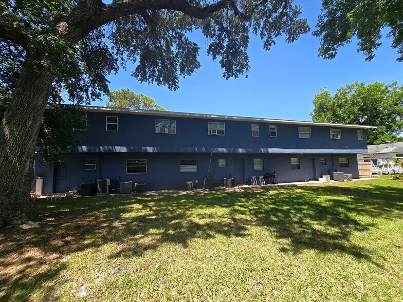 More Photos Of 601 State Ave, Daytona Beach Apartments For Sale