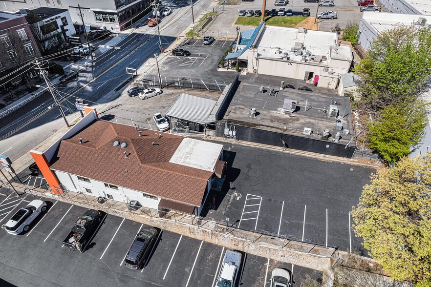 More Photos Of 324 E Paces Ferry Rd NE, Atlanta Storefront Retail Office For Sale