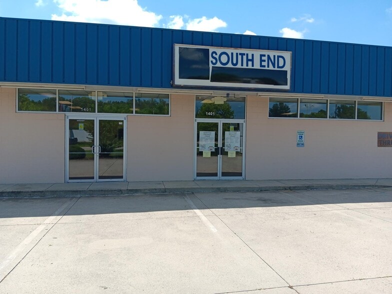 Primary Photo Of 1405 Albright Rd, Rock Hill General Retail For Lease