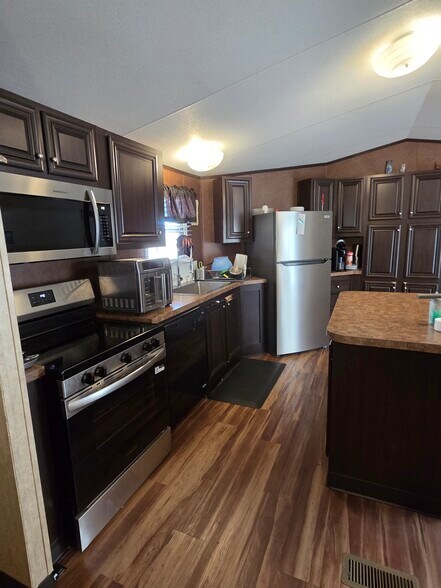 More Photos Of 23927 Alanwood Dr, San Antonio Manufactured Housing Mobile Home Park For Sale