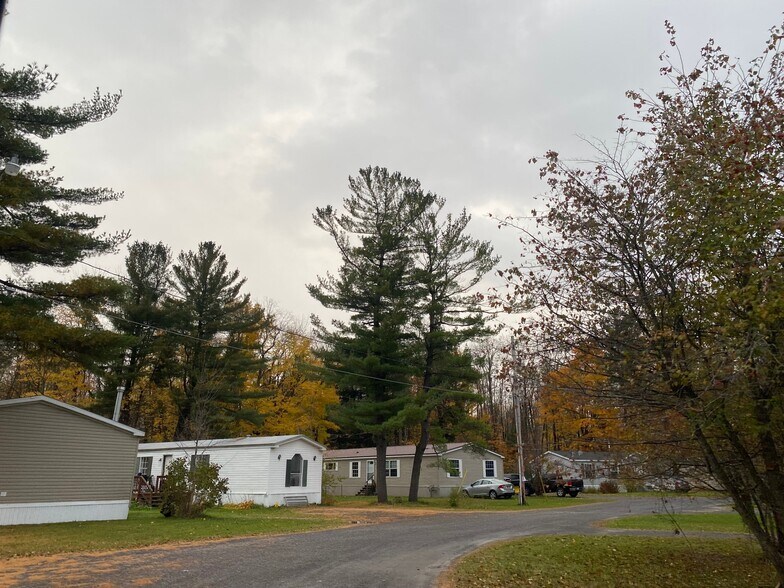 More Photos Of 12425 Timber Trl, Adams Center Manufactured Housing Mobile Home Park For Sale