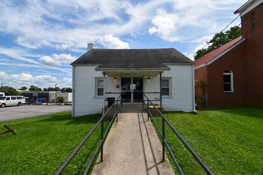 More Photos Of 65 Highland Ave, Lancaster Religious Facility For Sale