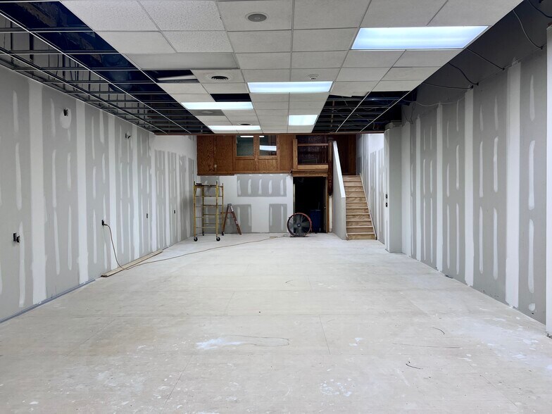 More Photos Of 547 Lincoln Ave, Bellevue Apartments For Lease