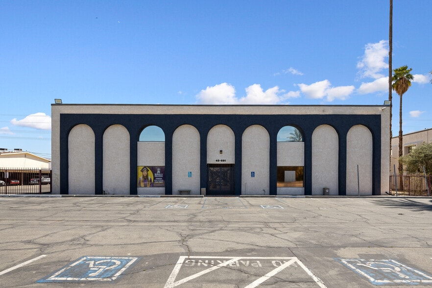 More Photos Of 45691 Monroe St, Indio Medical For Lease