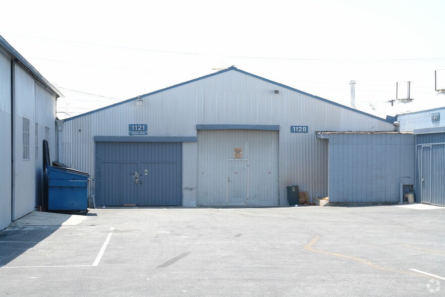 More Photos Of 1120-1208 W Isabel St, Burbank Warehouse For Lease