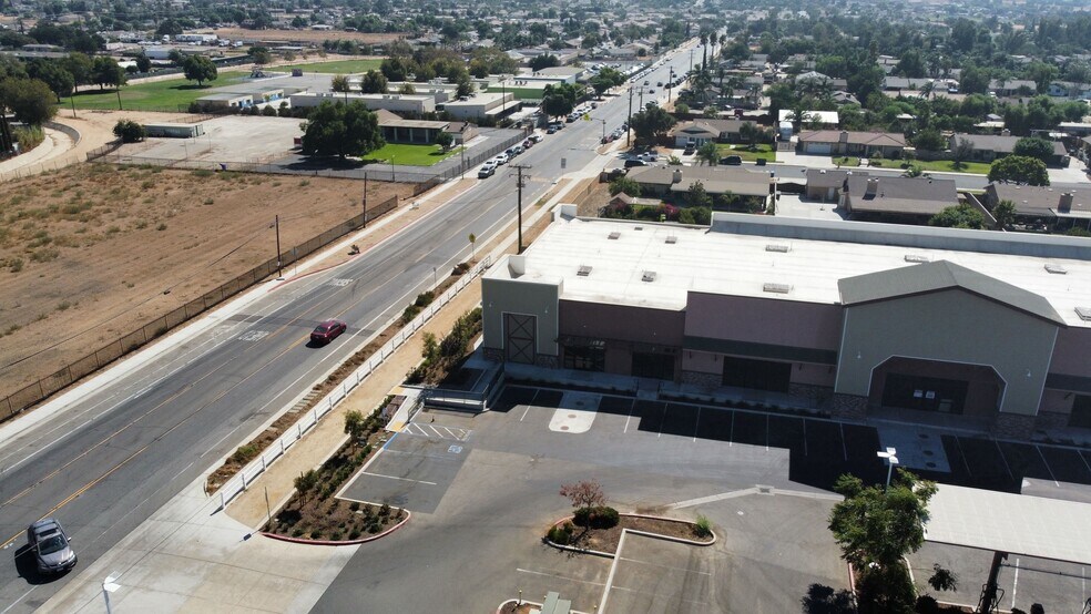More Photos Of 9241 Limonite Ave, Jurupa Valley Unknown For Lease