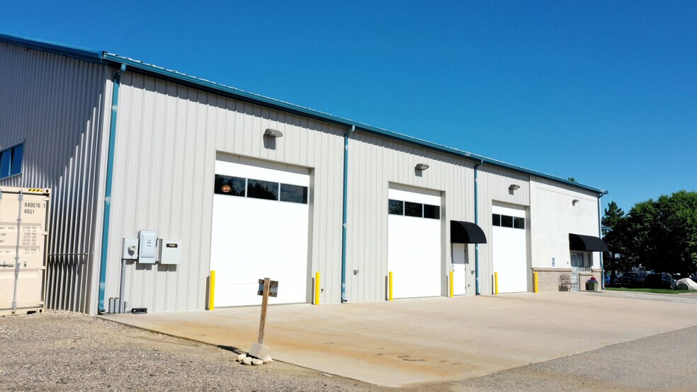 More Photos Of 5740 Boeing Dr, Loveland Warehouse For Sale