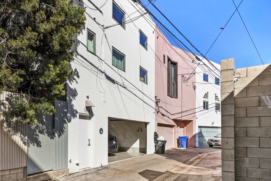More Photos Of 1514 Abbot Kinney Blvd, Los Angeles Loft Creative Space For Lease