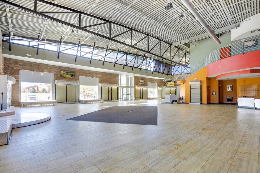 More Photos Of 2885 W County Line Rd, Littleton Auto Dealership For Sale