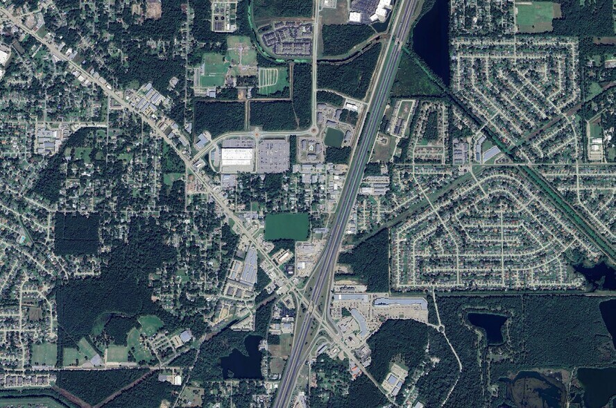 More Photos Of 1498 Town Center Pky, Slidell Distribution For Lease
