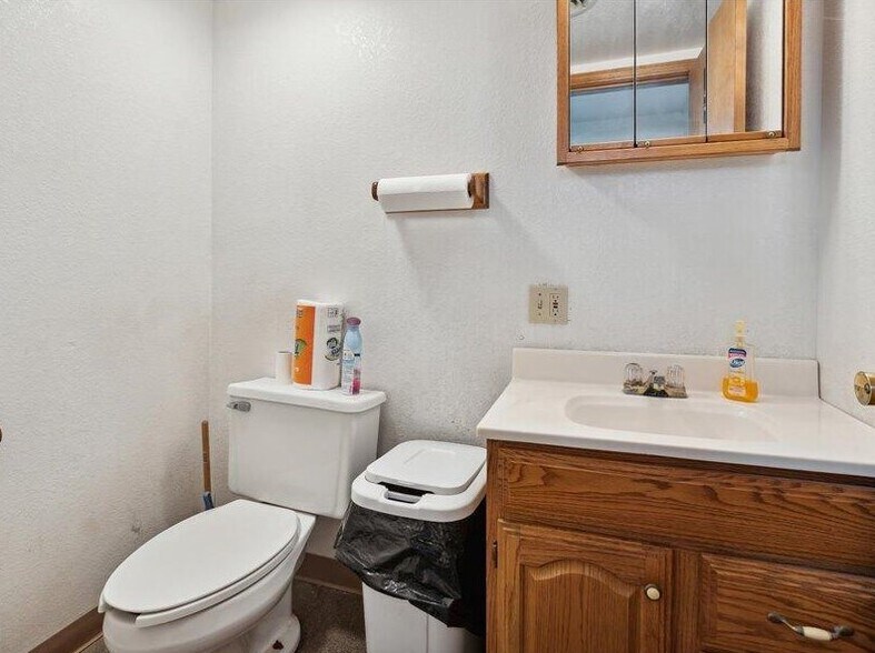 More Photos Of 4946 Page Ave, Michigan Center Medical For Sale