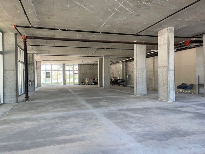 More Photos Of 2820 NE 214th St, Aventura Loft Creative Space For Sale