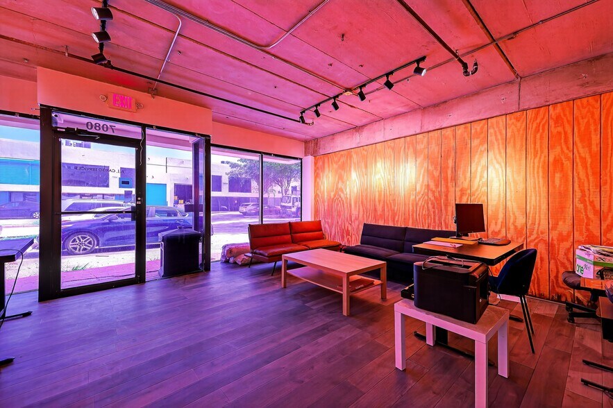 More Photos Of 7080-7088 NW 50th St, Miami Warehouse For Sale