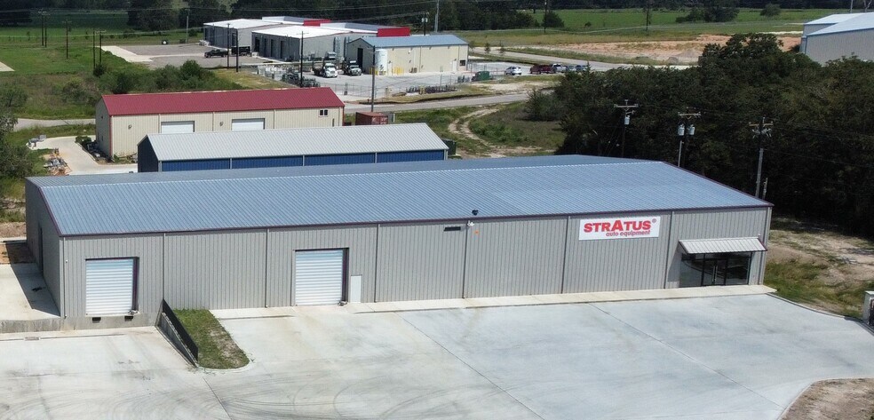 More Photos Of 8413 Calibration Court, College Station Warehouse For Lease