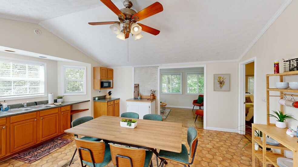 More Photos Of 11845 US 41 St, Monteagle Trailer Camper Park For Sale