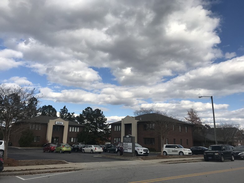 More Photos Of 559 Executive Pl, Fayetteville Office For Lease