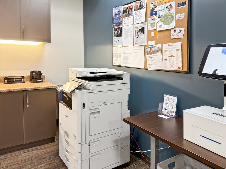 More Photos Of 16701 Melford Blvd, Bowie Coworking Space