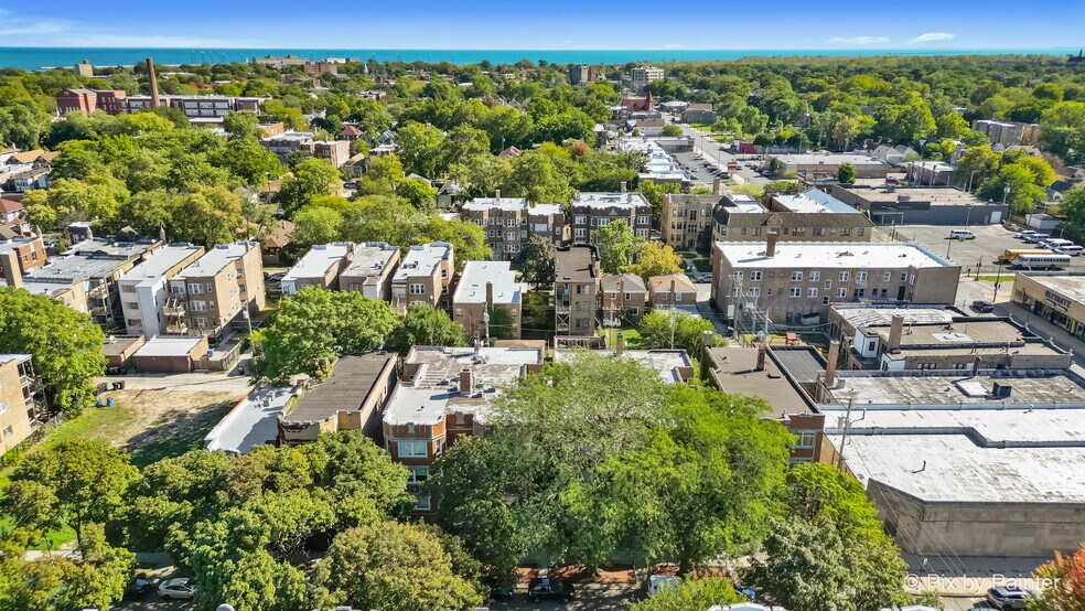 More Photos Of 7833 S Kingston Ave, Chicago Apartments For Sale