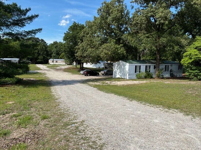More Photos Of 24 Chase Parker Dr, Linden Multifamily For Sale