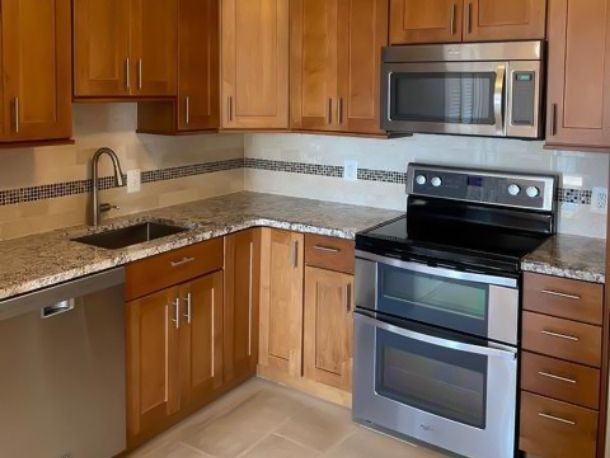 More Photos Of 6800 Fleetwood Rd, McLean Apartments For Sale