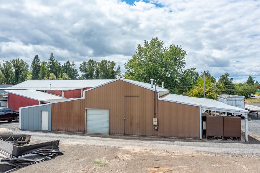 More Photos Of 18460 N Highway 99 W, Dayton Light Manufacturing For Sale