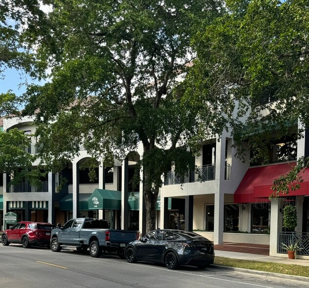 More Photos Of 15450 New Barn Rd, Miami Lakes Coworking Space