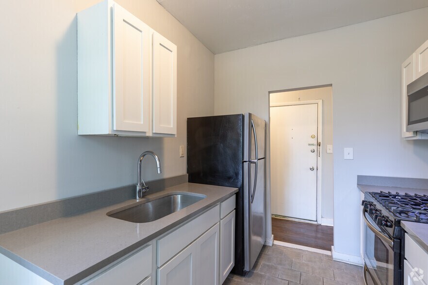 More Photos Of 4401-4417 2nd Ave, Detroit Apartments For Lease