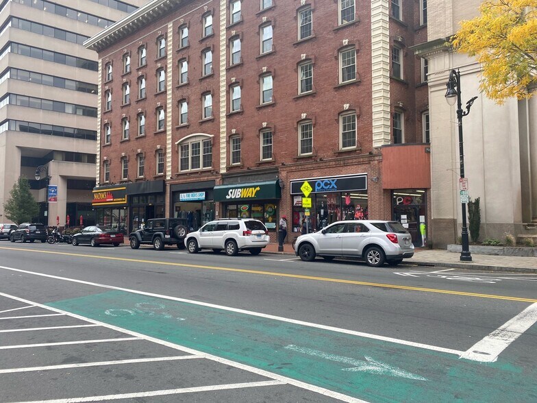 More Photos Of 1402 Main St, Springfield General Retail For Lease