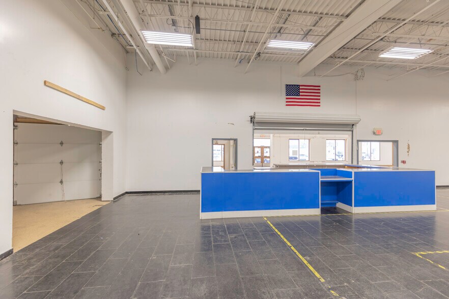 More Photos Of 1818 Milton Ave, Janesville Freestanding For Lease