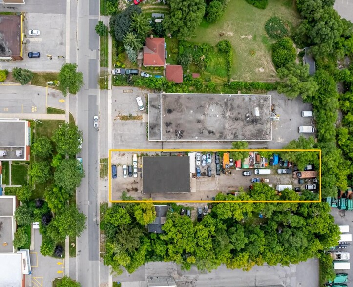More Photos Of 102 Cartwright Ave, Toronto Service For Sale