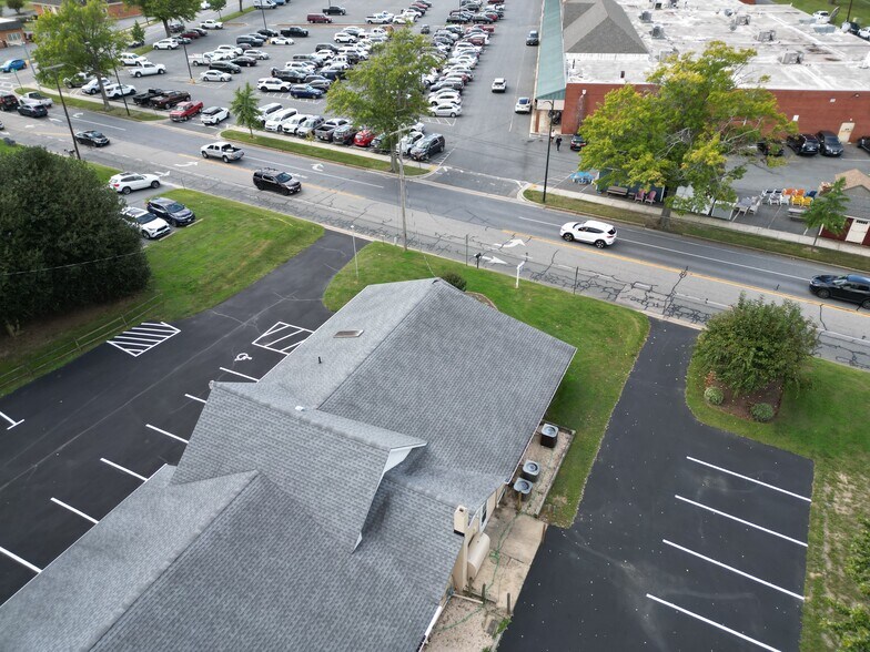More Photos Of 320 Glebe Rd, Easton Office For Lease