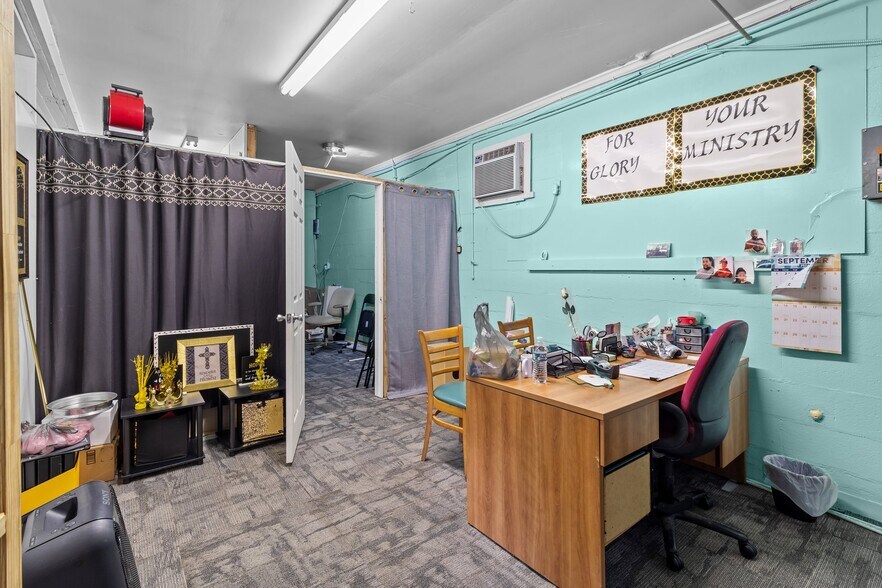 More Photos Of 1128 N Main St, Oakboro Restaurant For Sale