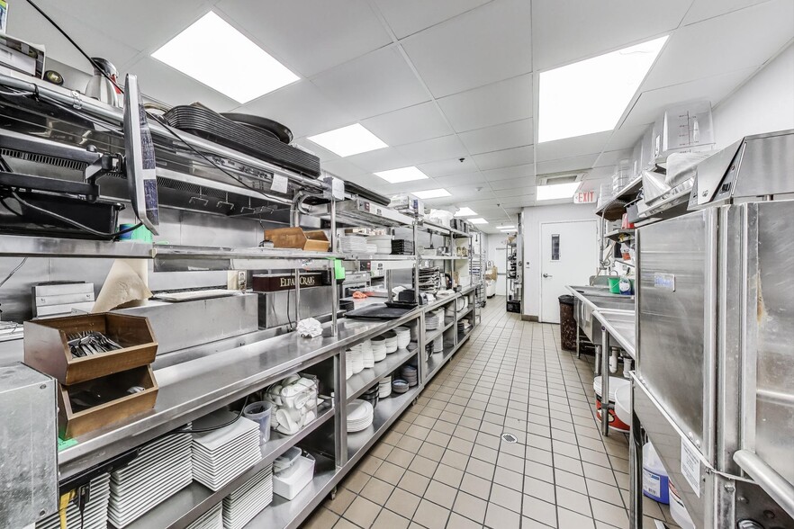 More Photos Of 1355 U St NW, Washington Restaurant For Lease